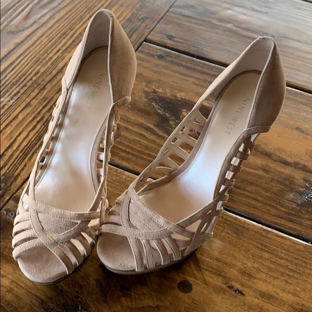 Nine West pumps